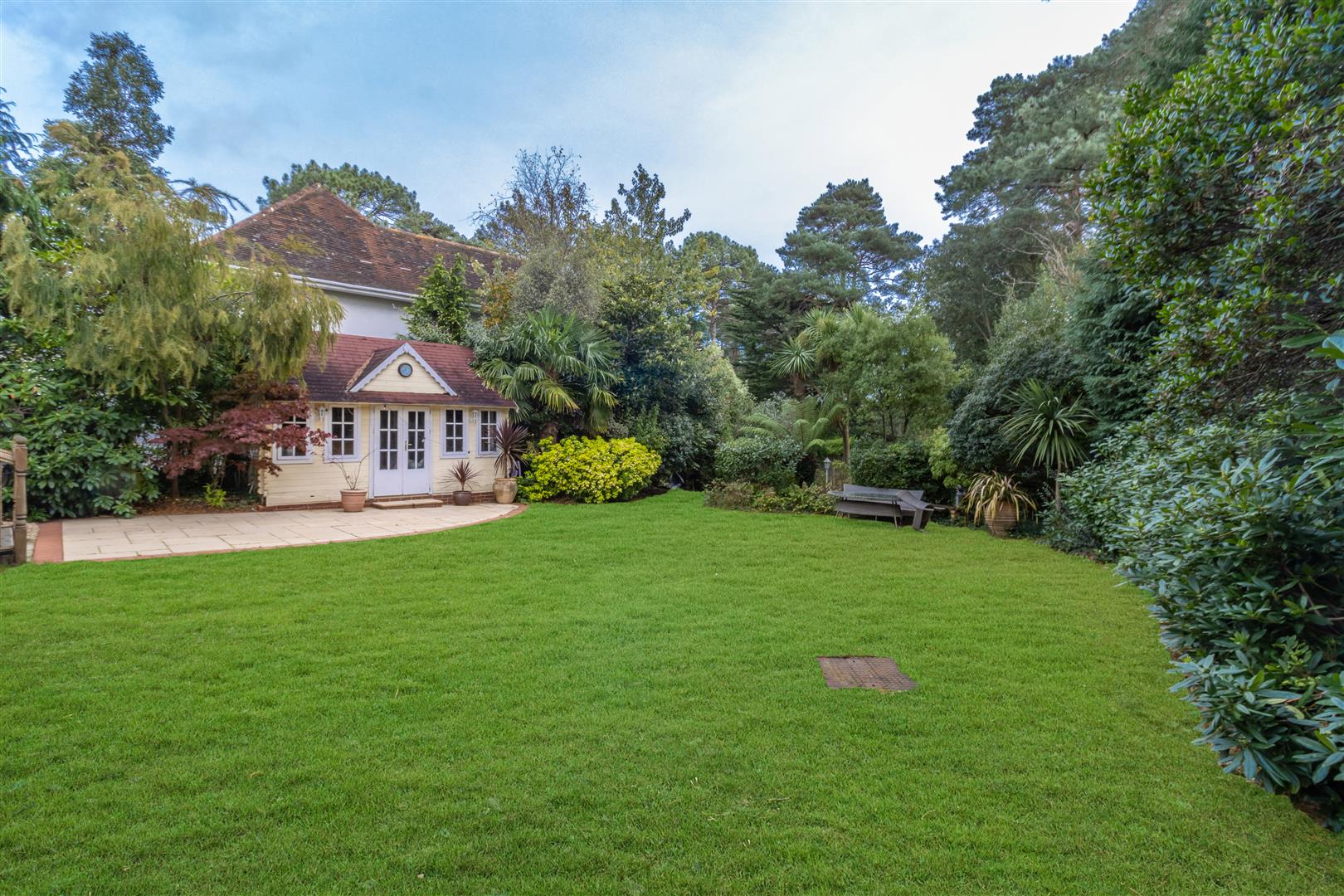 Property information Luxury & Prestige